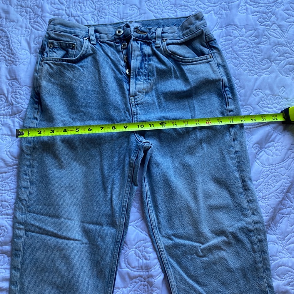 Jean - Picture 5 of 7